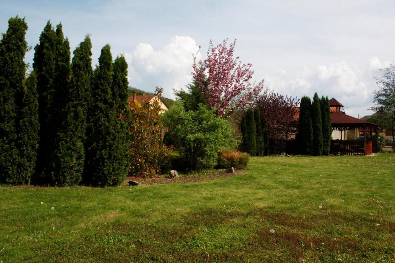 Ani Vendeghaz Egerszalok Apartment Luaran gambar